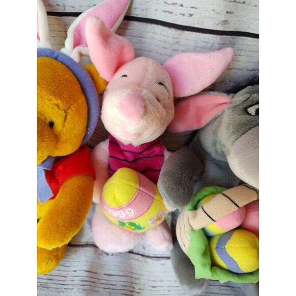 Disney Winnie The Pooh, Tigger, Eeyore, and Piglet Easter Beanies 1999 Vintage - Picture 4 of 16